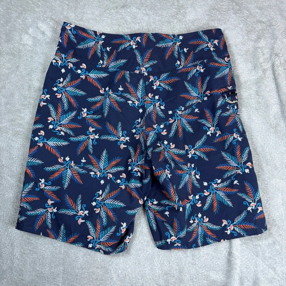 Patagonia Shorts Mens 30 Scallop Hem Board Shorts Tropical‎ Palm Mushroom Navy